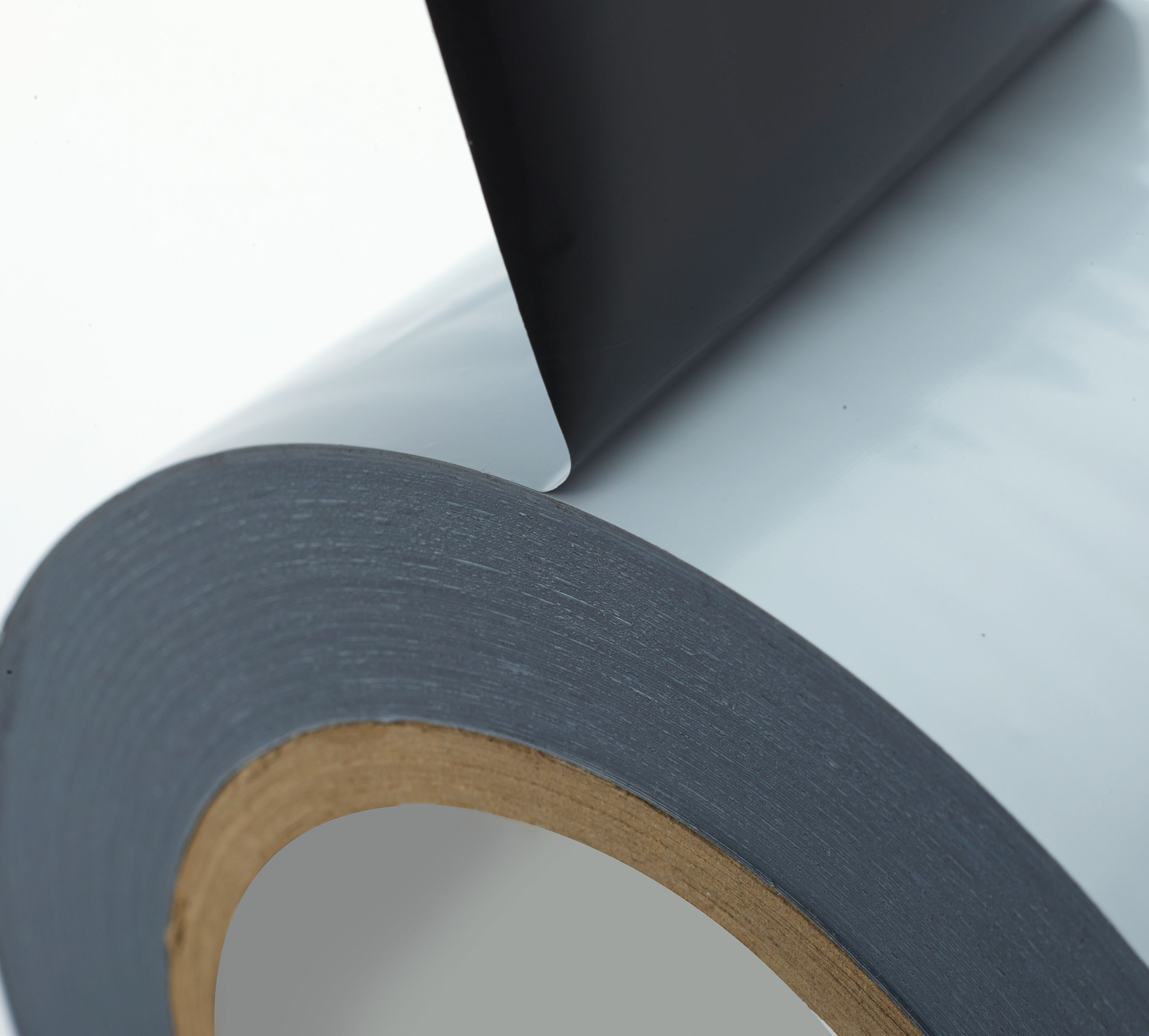 Material Selection & Validation Material Selection & Validation